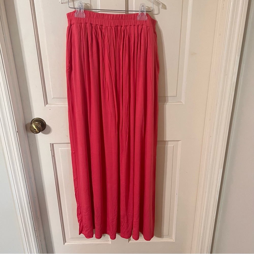 Trendy United Coral Maxi Skirt w/Pockets - One Size Plus